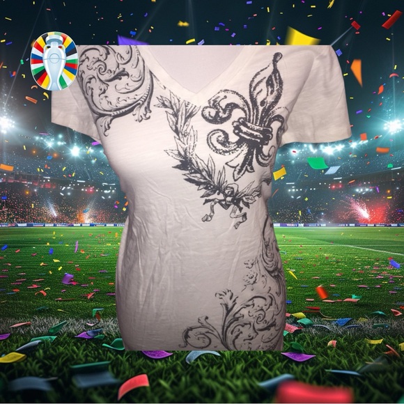 Brand new plus sized 3x fleur de lis t-shirt - Picture 2 of 6